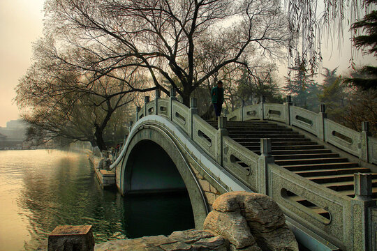 大明湖石桥