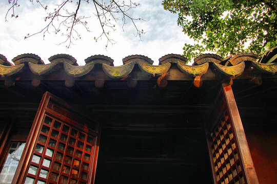 苏州艺圃中式房檐
