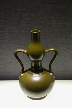 景德镇釉色瓷瓶