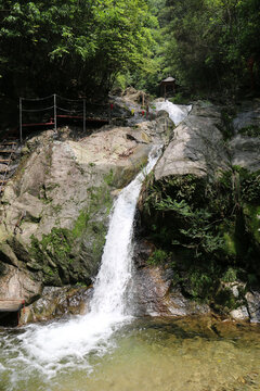 中国池州百丈崖风景区