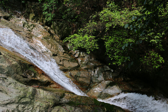 中国池州百丈崖风景区