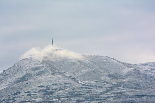 东峰霁雪