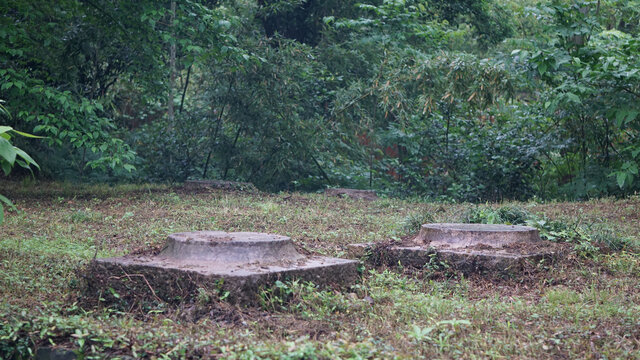 基石