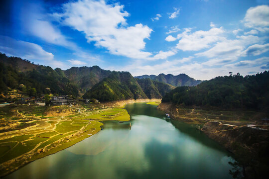 河流大山