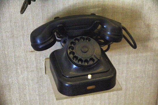 怀旧老电话拨盘电话