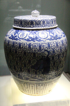 清代青花瓷瓷罐