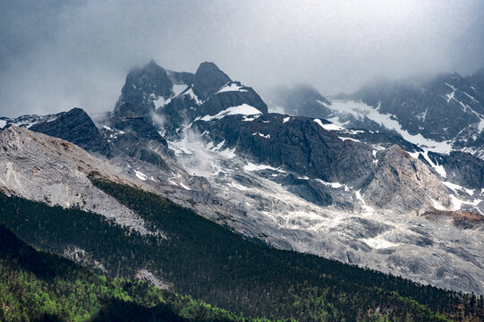 玉龙雪山