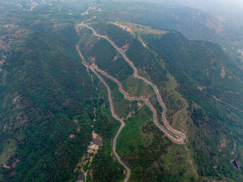 济南西山村到黄巢村的盘山公路