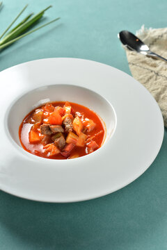 番茄牛腩罗宋汤