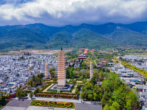 大理崇圣寺三塔