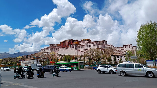 拉萨布达拉宫北京中路