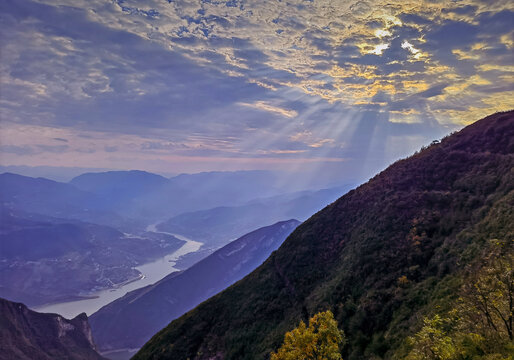 三峡之巅