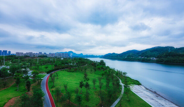 山水河流风光