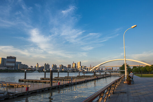 上海后滩滨江风景