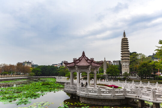 厦门南普陀寺万寿塔