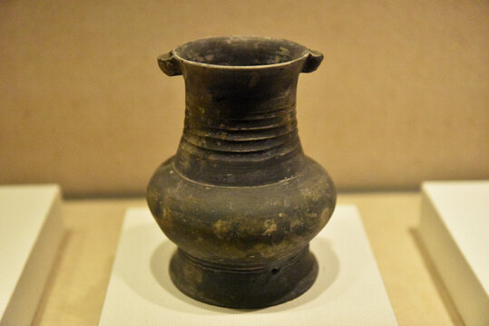 良渚文化出土陶器