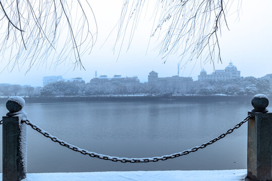 义乌江边雪景