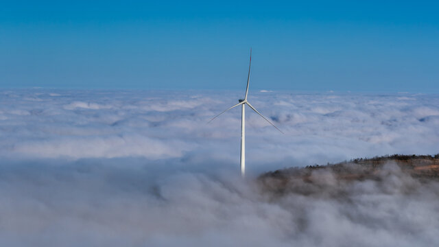 高海拔风车云海电力能源