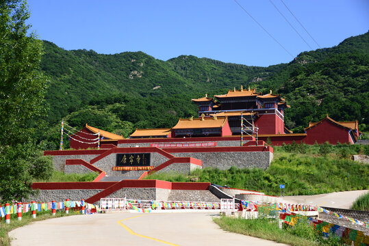 内蒙古喀喇沁旗康宁寺