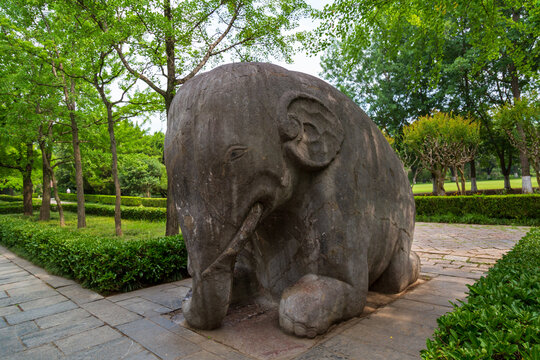 南京明孝陵石像路