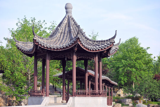 中式建筑公园凉亭