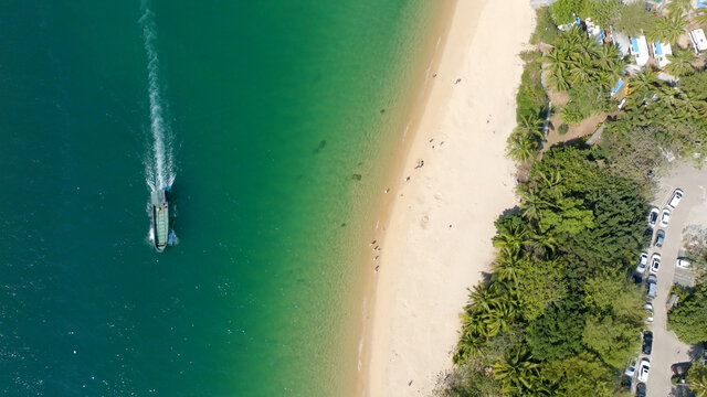 航怕海边风景