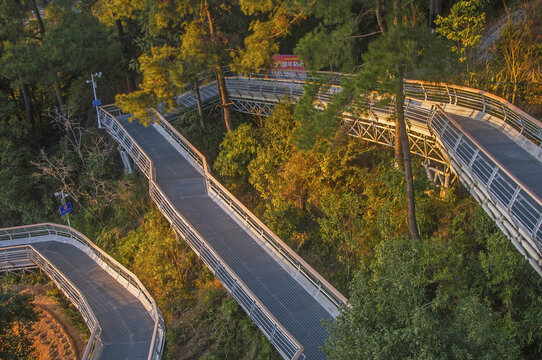 印石山栈道步道