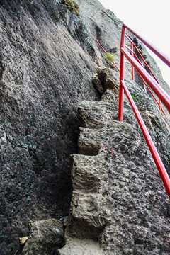 登山石阶护栏