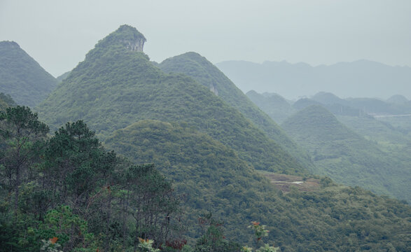 马岭河峡谷的山