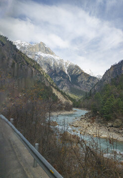 川藏南线路上风景12