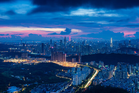 深圳城市建筑夜景全貌