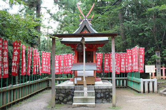 日本奈良公园金龙神社