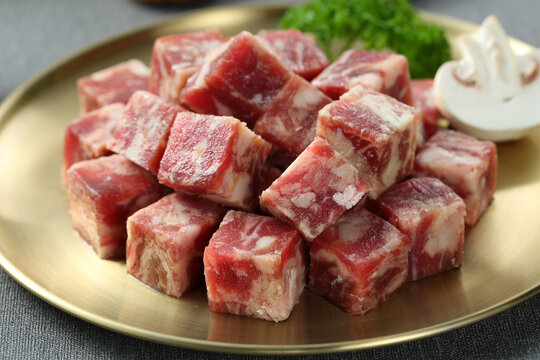 魔方牛肉粒