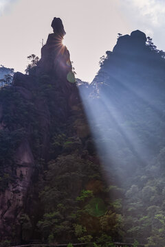 三清山东方女神峰竖画幅