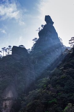 三清山女神峰竖画幅风光