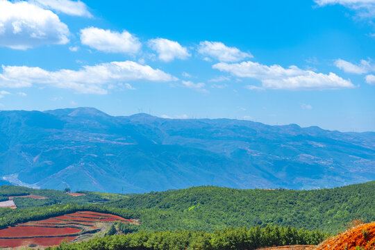 东川红土地