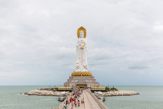 海南三亚南海观音