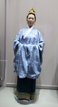 汉代女性服饰