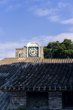 佛山夏漖粮仓蓝天特色古建