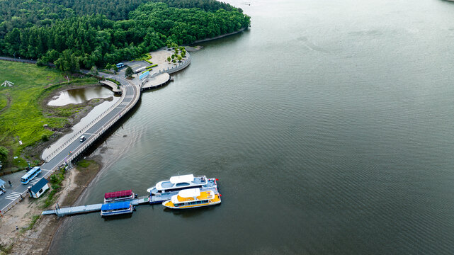 夏日里的长春净月潭公园风景