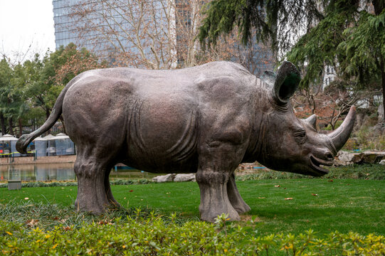 静安公园犀牛雕塑