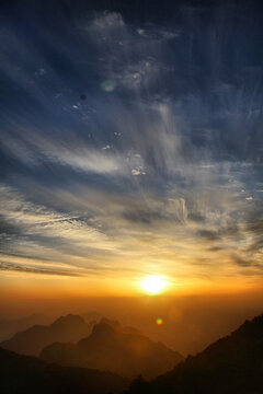 黄山夕阳