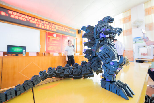 3D打印机械恐龙