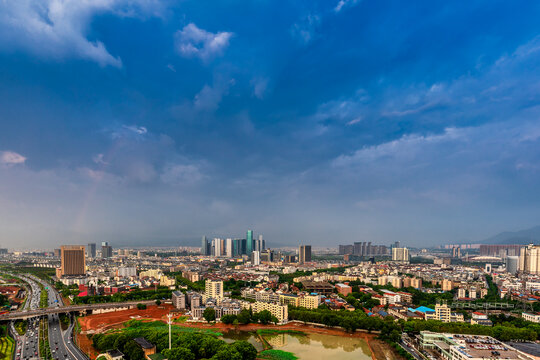 义乌夏季城市风光高视角全景图