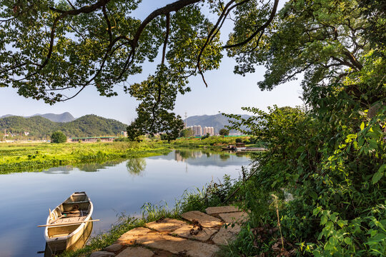 杭州建德之江下涯湿地渔船