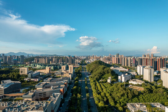 城市交通建筑高楼龙翔大道