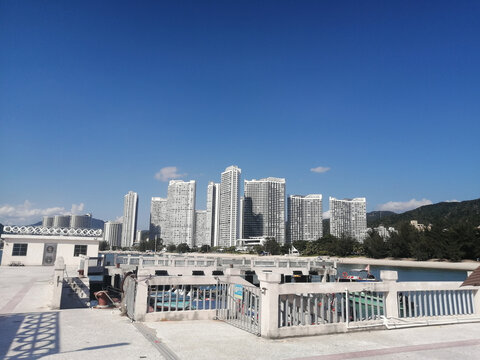 海滨城市海景房