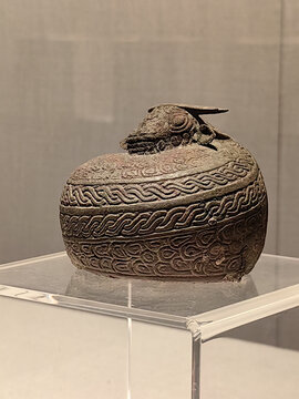 青铜牛镇