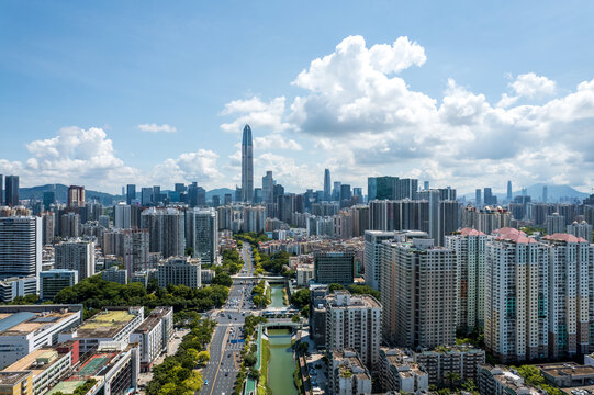 新洲路新洲河高楼林立1