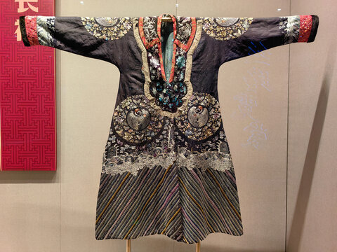 哈密博物馆清代维吾尔族服饰展